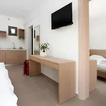 Hotel Akti Retzika 3*