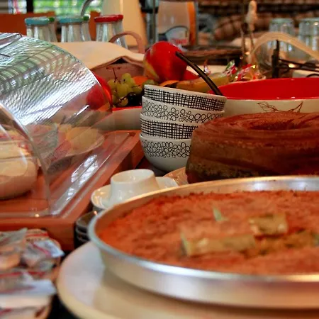 Akti Retzika Szálloda 3*