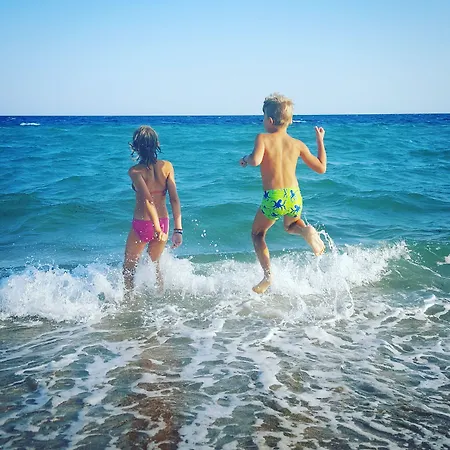 Akti Retzika ホテル 3*