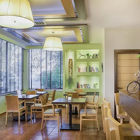 Akti Retzika ホテル